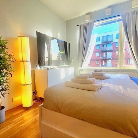 Moon Apartment Near The Centre ! Free Parking Available ! تروندهايم المظهر الخارجي الصورة